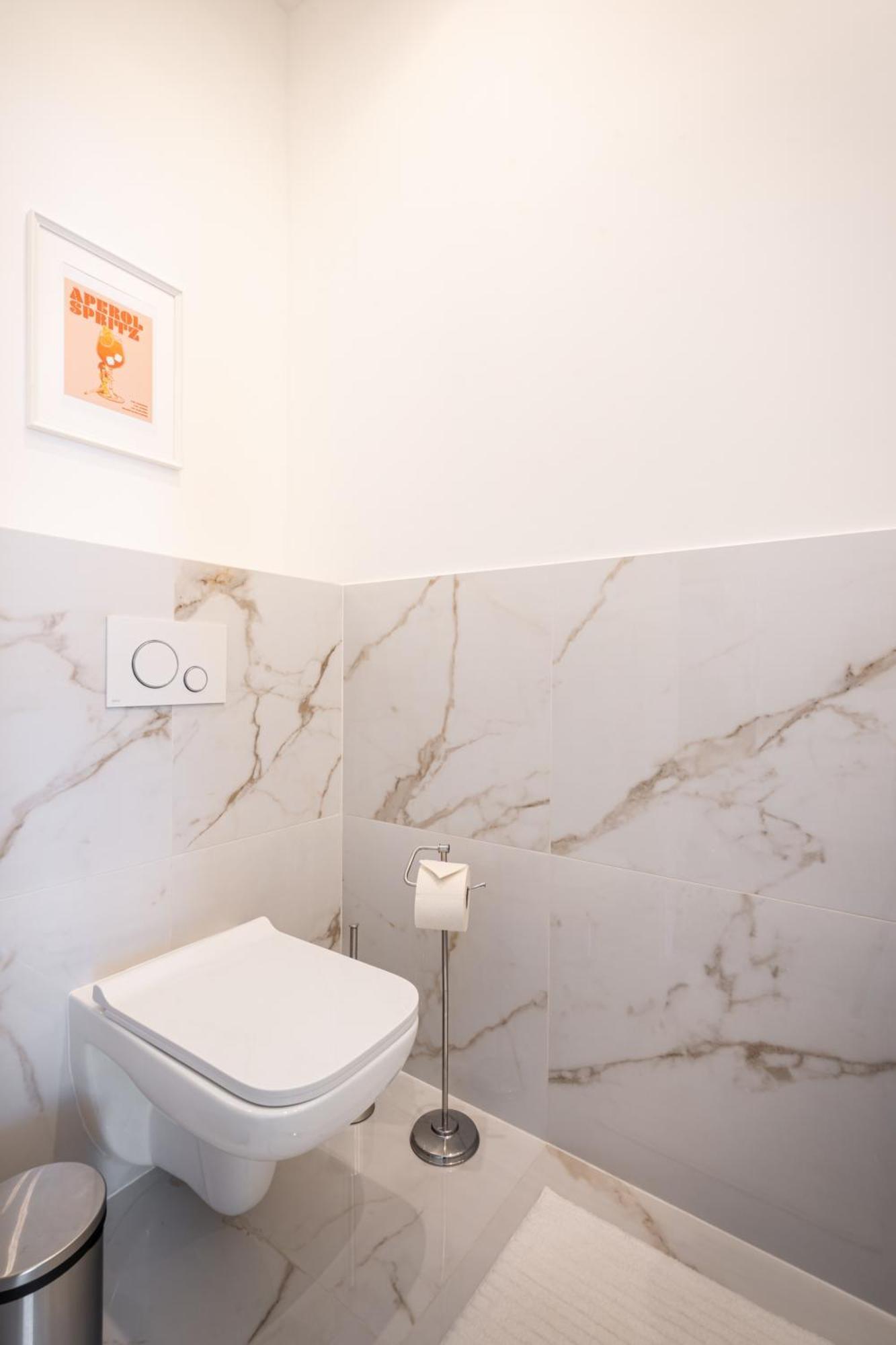 E13 - Grand Boulevard Heritage Suite - Best Location By Bqa Budapest Habitación foto